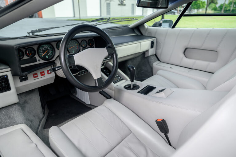 248 KM Countach GH Vehicles-1