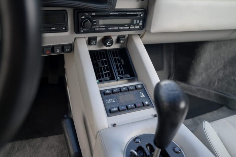 248 KM Countach GH Vehicles-16