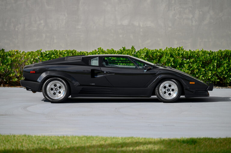 248 KM Countach GH Vehicles-19