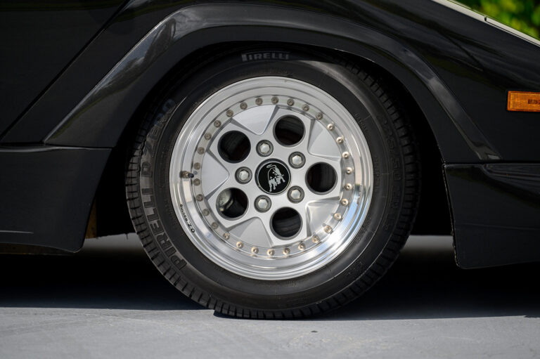 248 KM Countach GH Vehicles-24