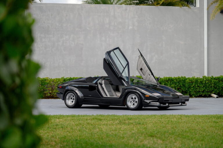 248 KM Countach GH Vehicles-38