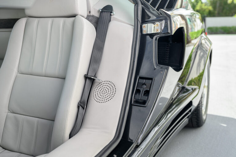 248 KM Countach GH Vehicles-4