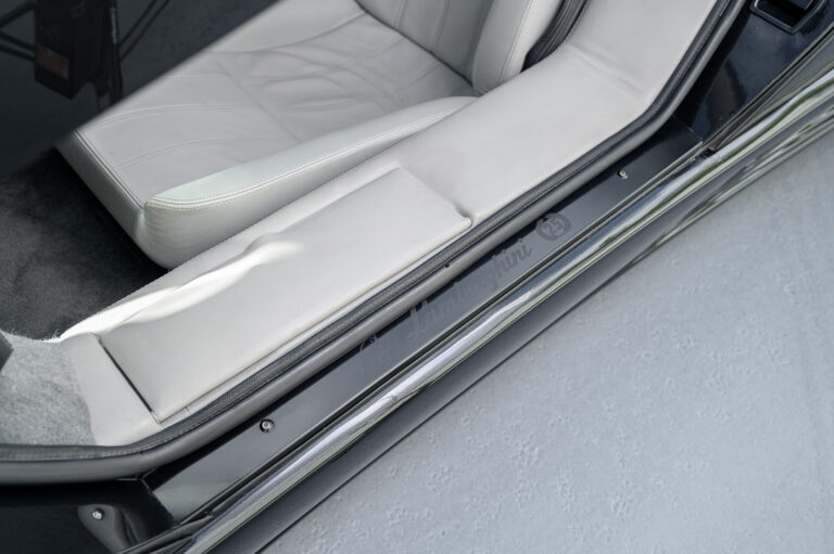 248 KM Countach GH Vehicles-5