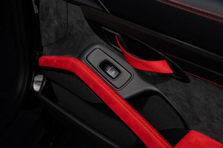 GT2RS Weissach GH Vehicles-27