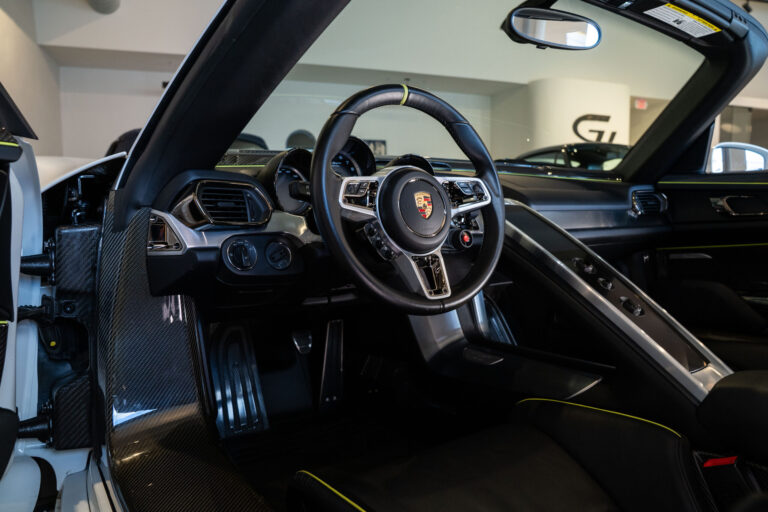 GH Vehicles 918 Spyder White-52