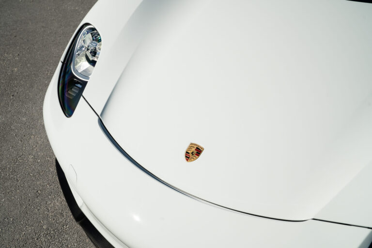 GH Vehicles 918 Spyder White-6