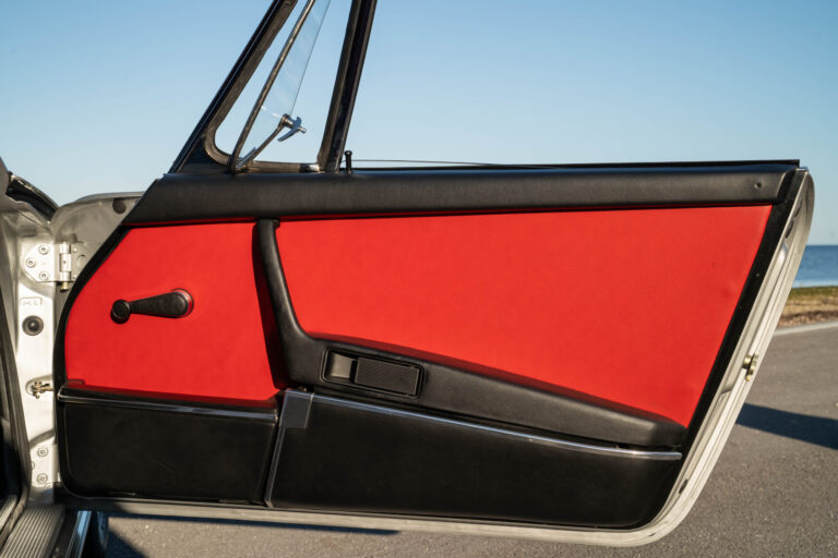 1972 Porsche 911S Targa-103