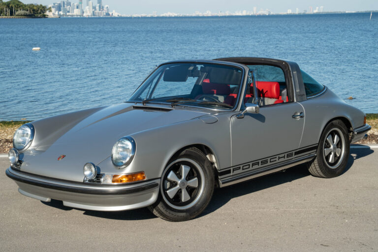 1972 Porsche 911S Targa-14