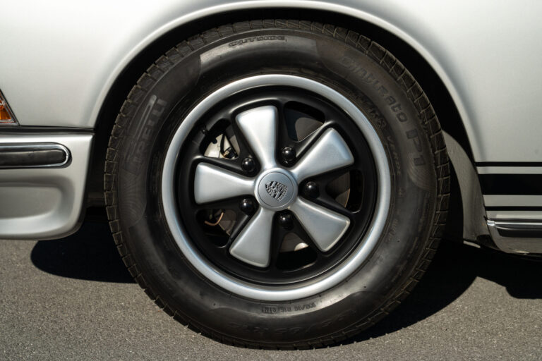 1972 Porsche 911S Targa-4