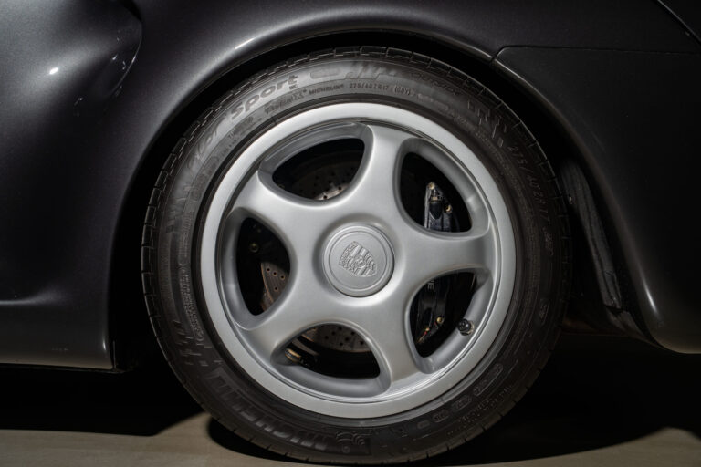 GH Vehicles 959 Graphite-4