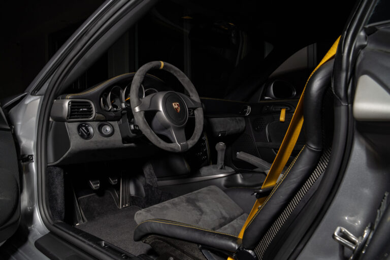 GT Silver 3.8 GT3RS-34