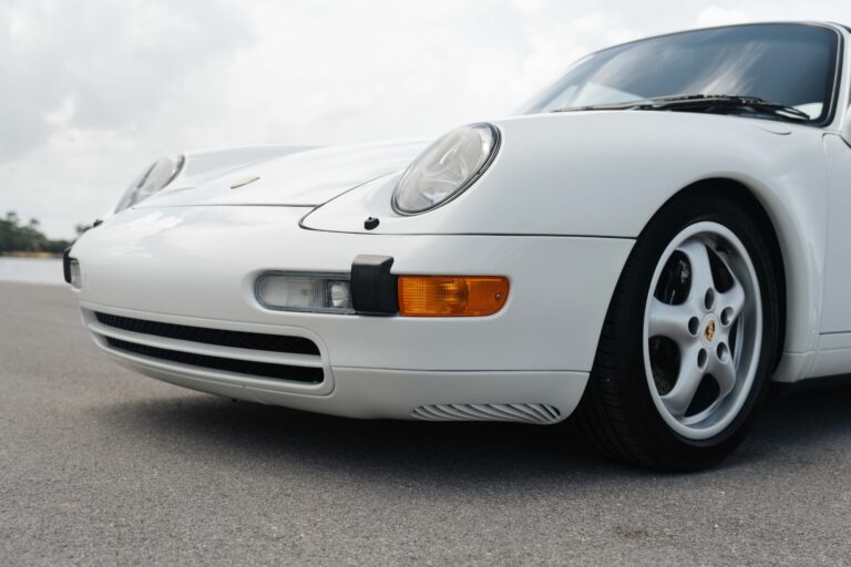 Porsche 993 Cabriolet GH Vehicles-34